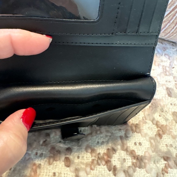 Kate Spade Quilted Black wallet - Picture 6 of 11